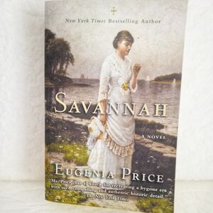 Savannah Novel - Cream and Brown Cover